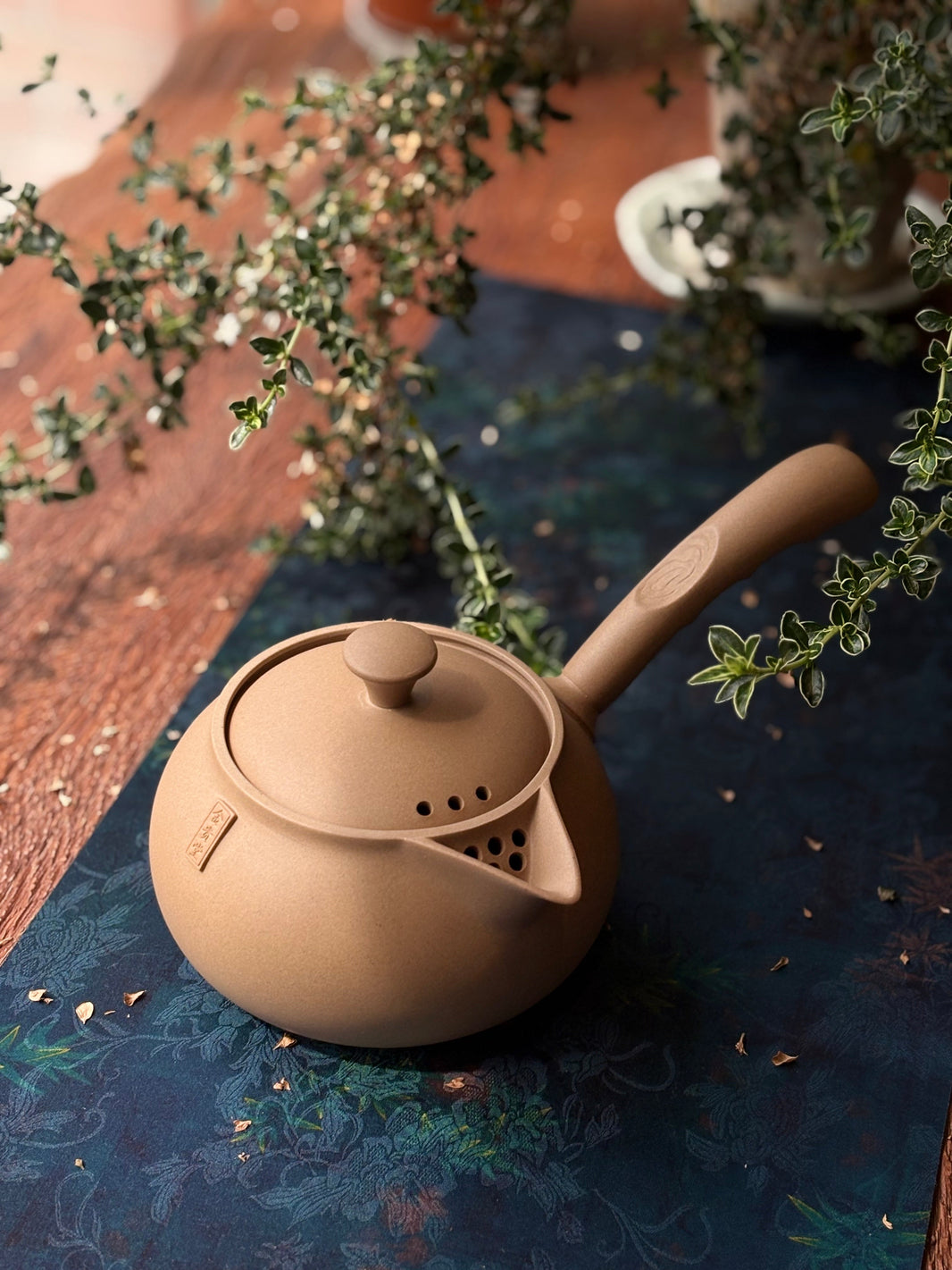 不言器｜麦饭石养生壶·原石粉胎工艺篇