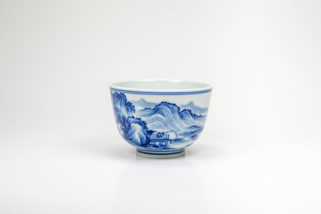 江西景德镇青花瓷——千年瓷都的蓝白之美 - 不言器