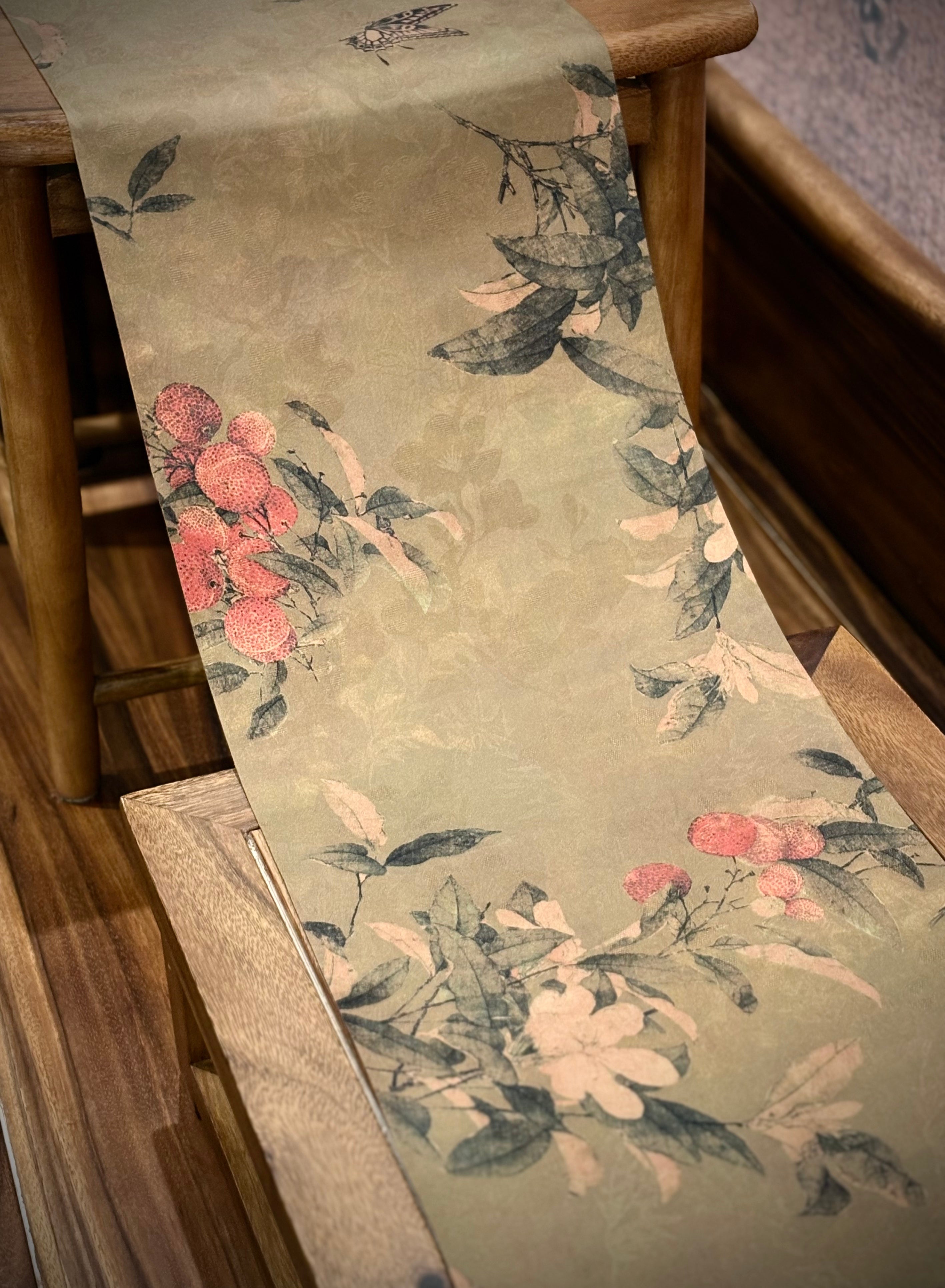 Lychee Butterfly Brocade Velvet Tea Flag