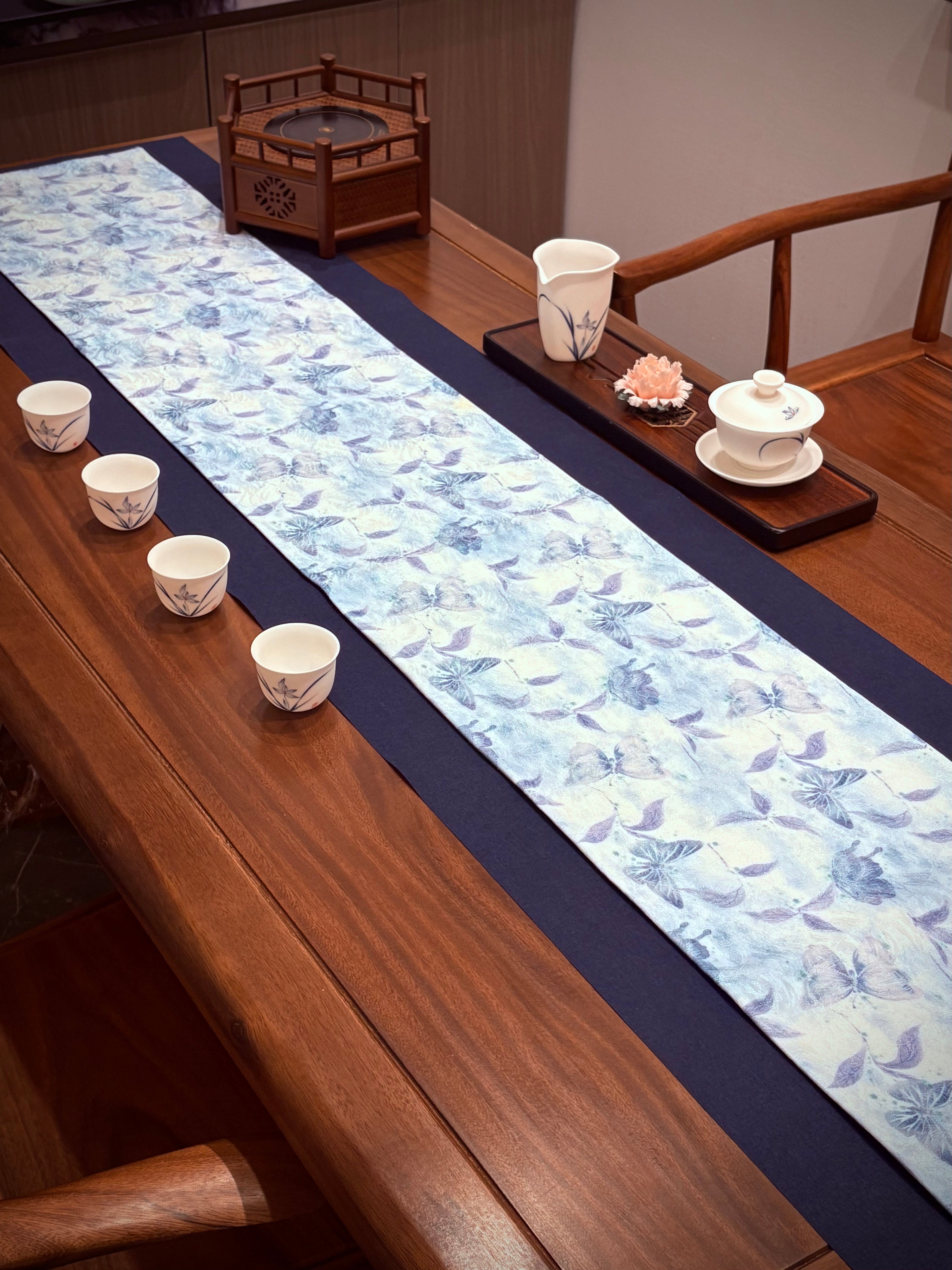 Cloud Water幽蝶 Brocade Double-Layer Tea Runner