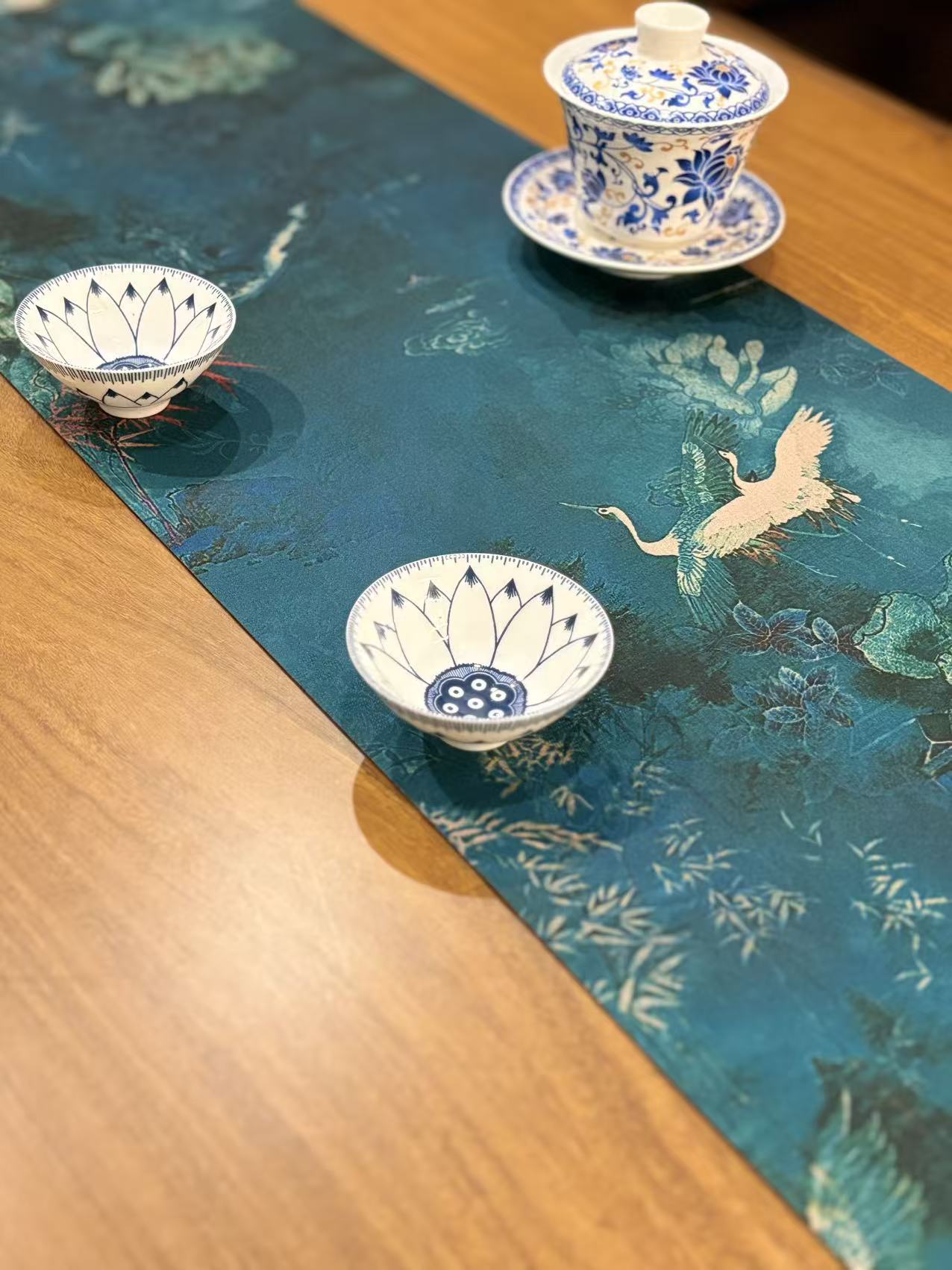 锦绒仙鹤防水茶旗