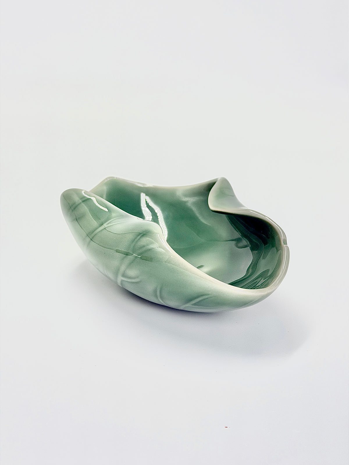 Longquan Celadon Lotus Leaf-Shaped Tea Scoop