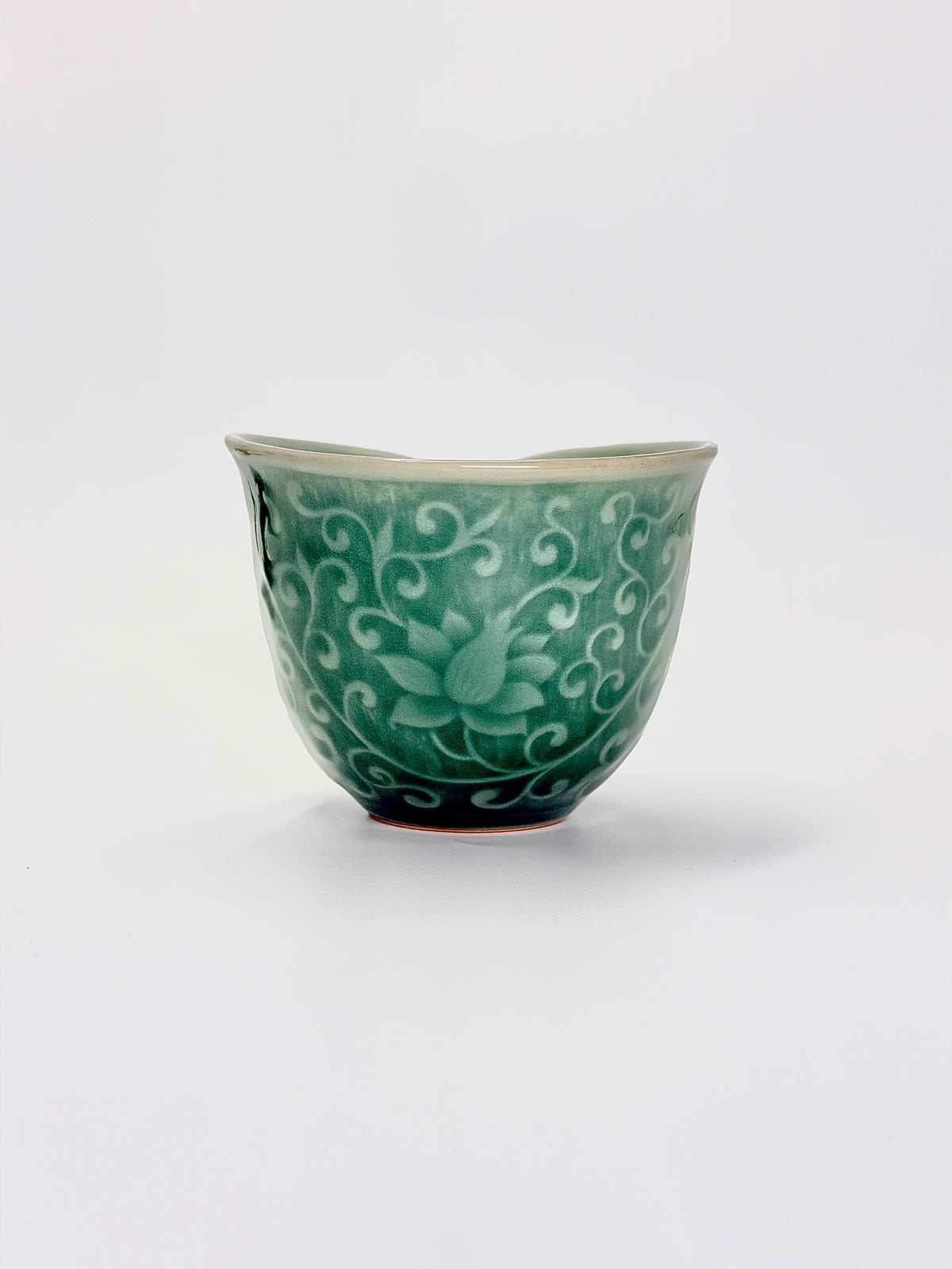 Longquan Celadon Gongdao Cup with Intertwining Lotus Branches
