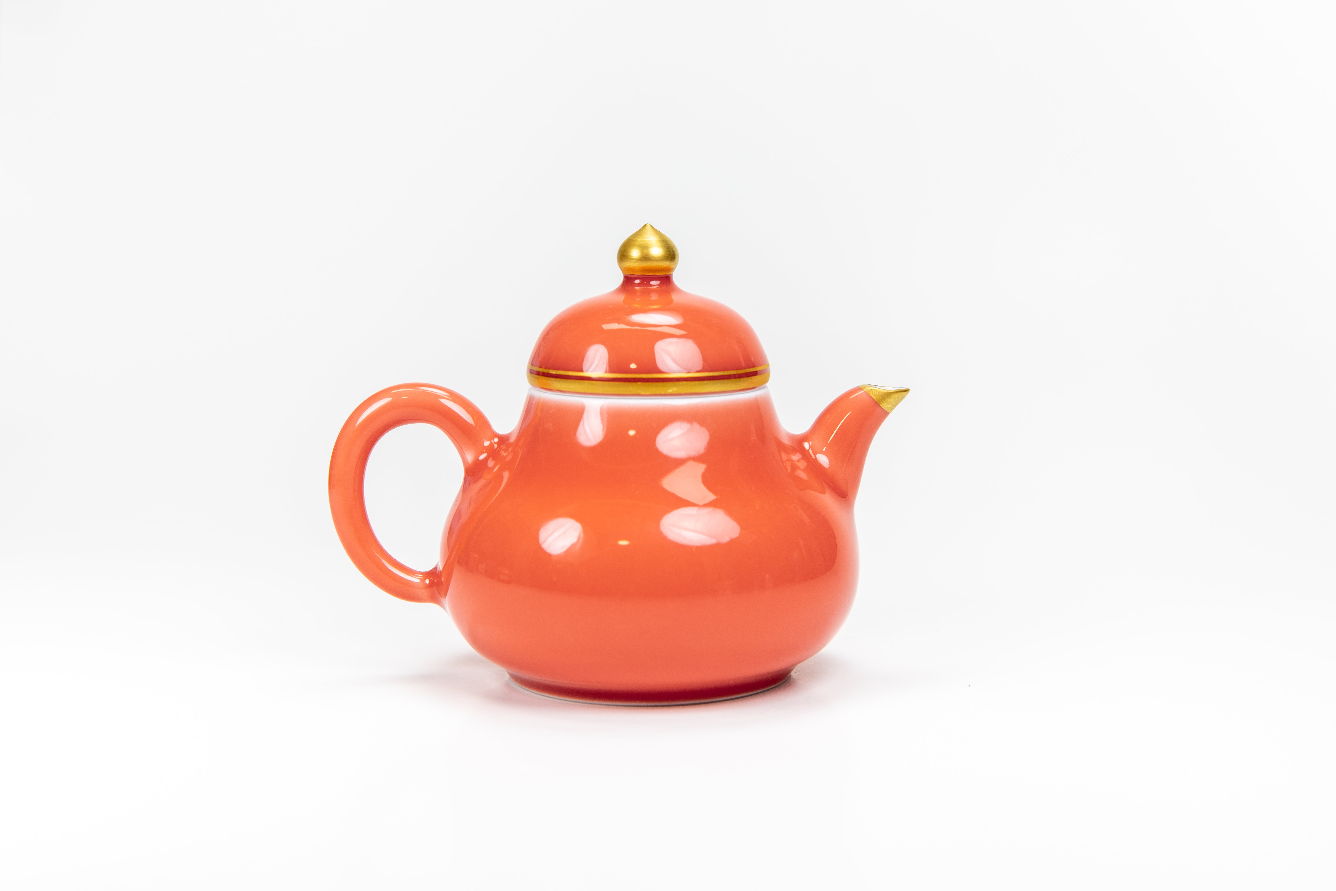 柿红釉描金茶壶（逐云涧）