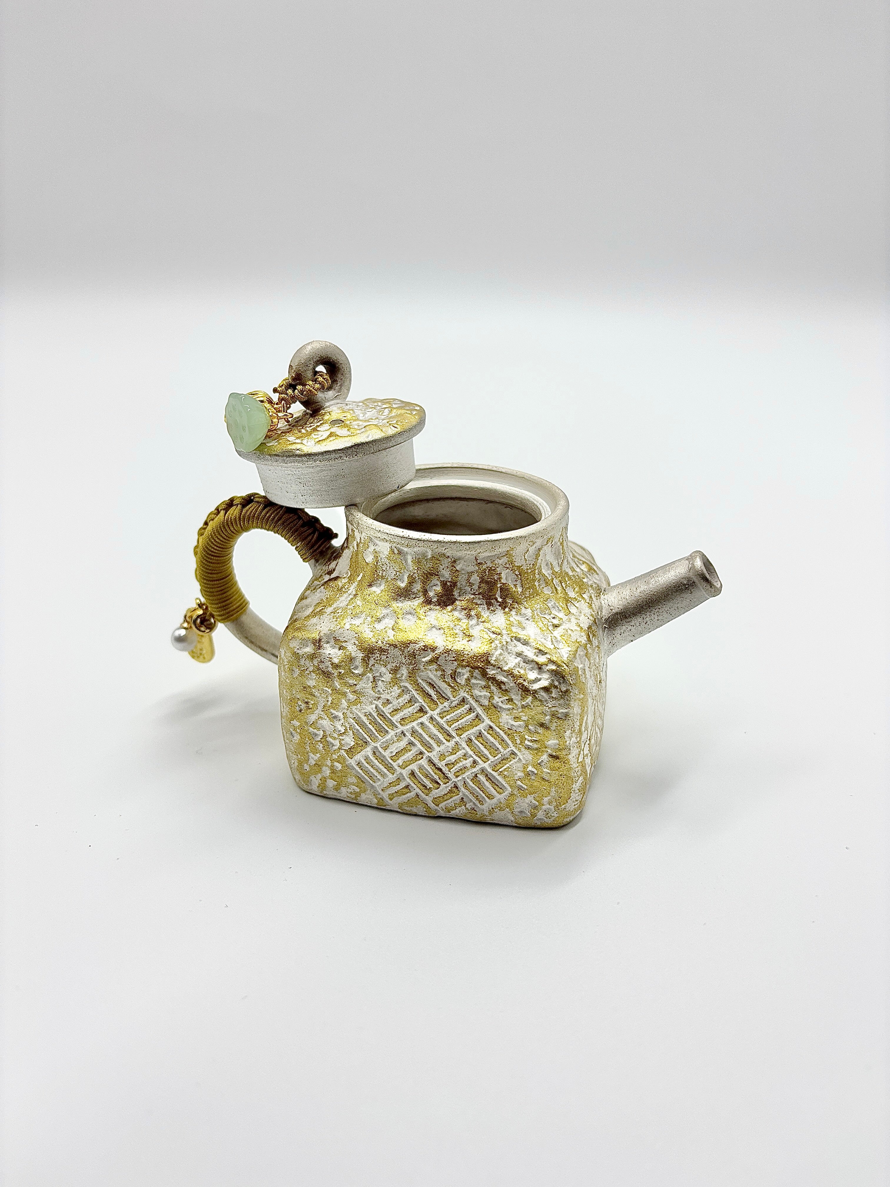 Square Silver-gilded Pot