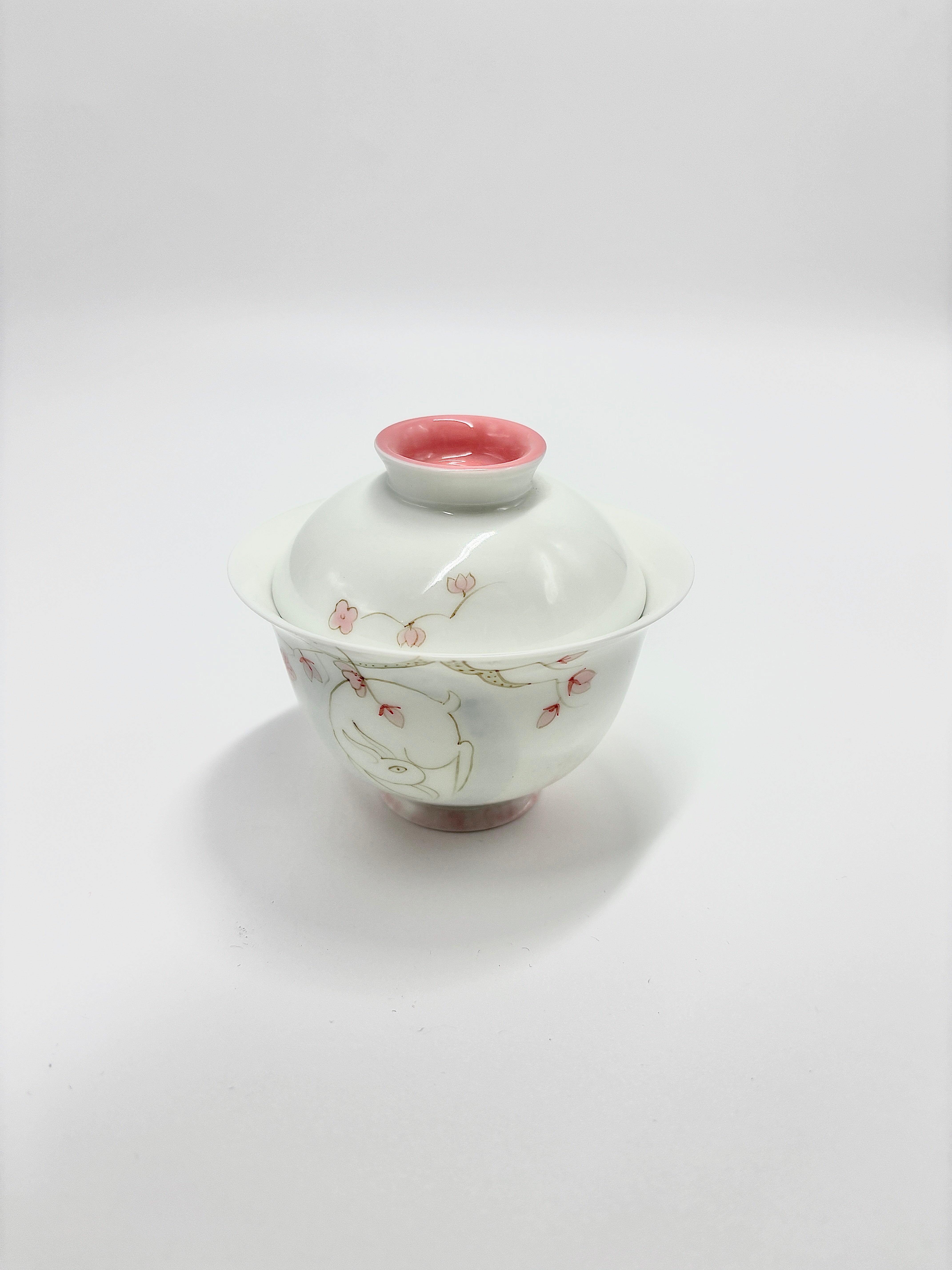 Hand-painted antique-style moon rabbit Qinghuan covered bowl