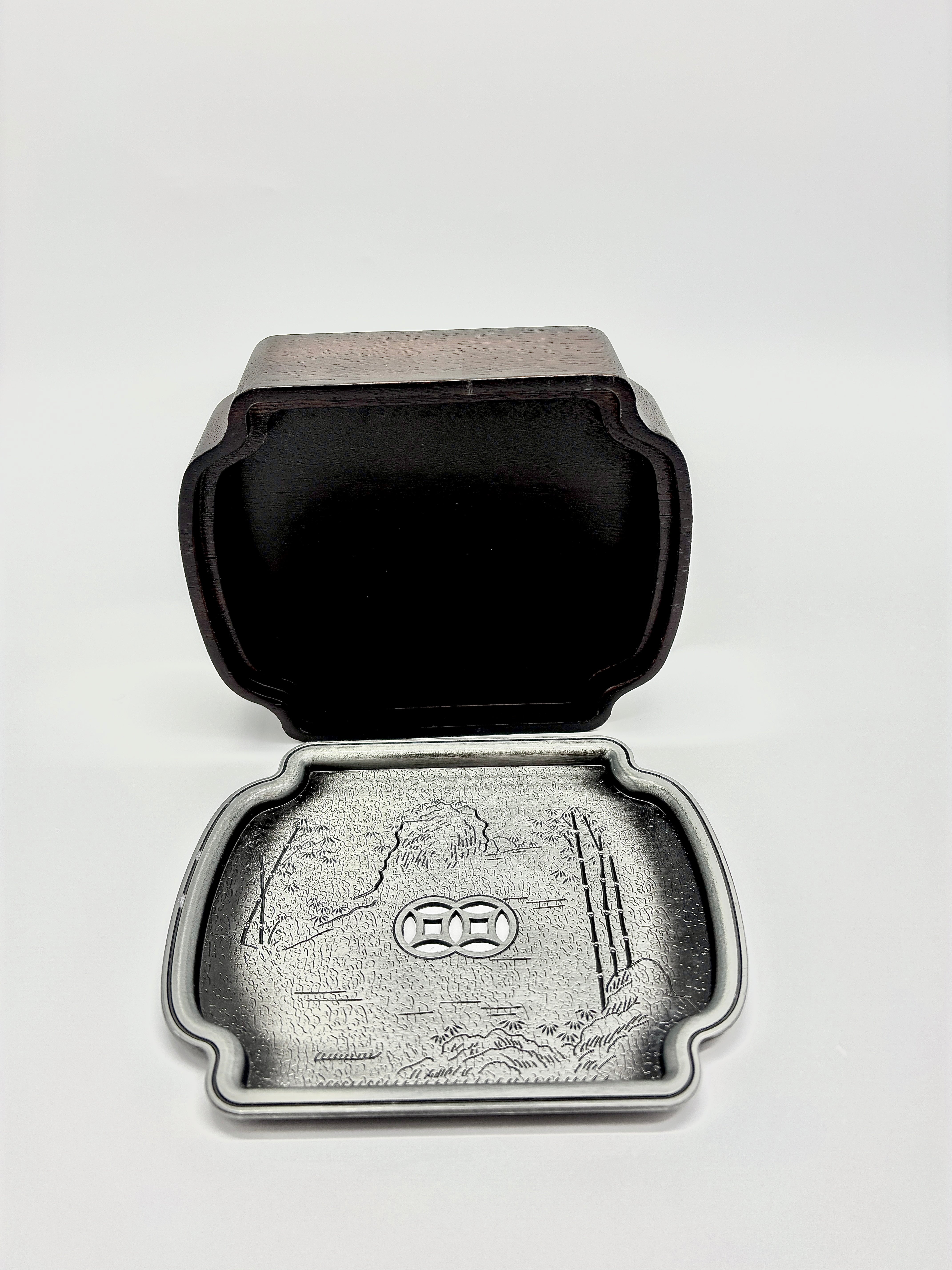 Alloy Mountain and River Teapot Holder